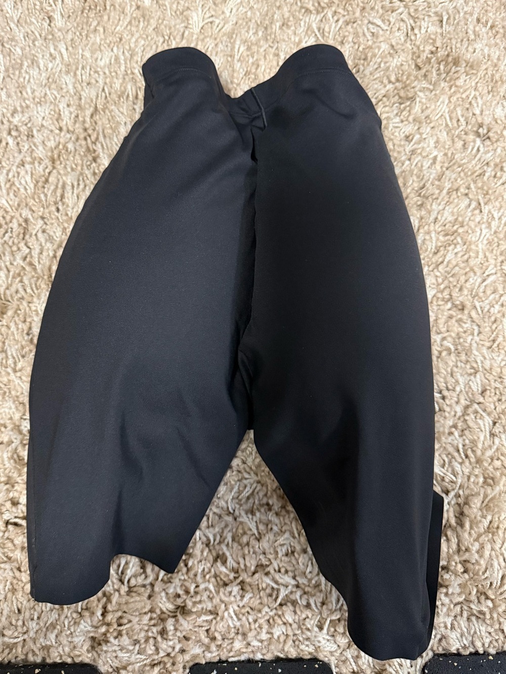 SKIMS Butt Enhancing Shorts - Picture 4 of 6